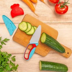 Chefclub kindermes met vingerbeschermer blauw/rood