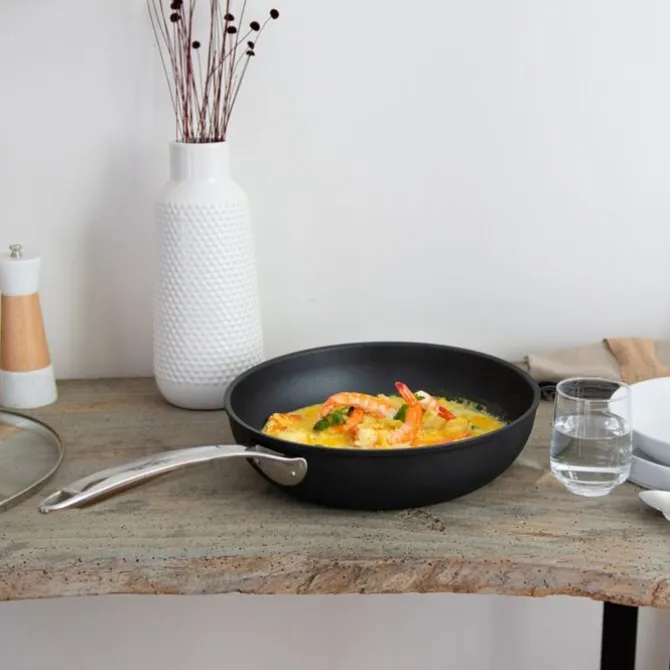 Cristel Castel'pro Ceraliss+ sauteerpan met steel ø 28 cm met glasdeksel