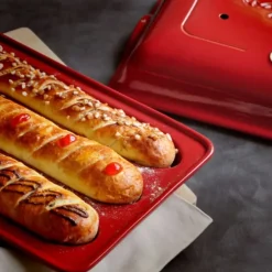 Emile Henry Baguettesvorm 39 x 24 cm aardewerk rood