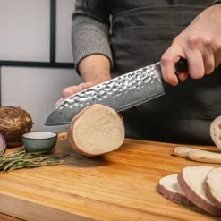 Kotai Pakka Damascus Santoku 18 cm met beschermhoes
