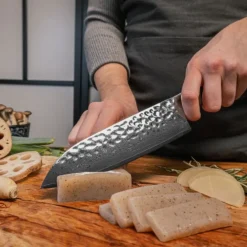 Kotai Pakka Damascus Santoku 18 cm met beschermhoes
