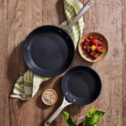 Le Creuset Essential Ceramic koekenpannenset ø 24 + 28 cm