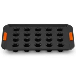 Le Creuset Pâtiliss bakvorm voor 20 mini-cannelés staal zwart