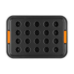 Le Creuset Pâtiliss bakvorm voor 20 mini-cannelés staal zwart