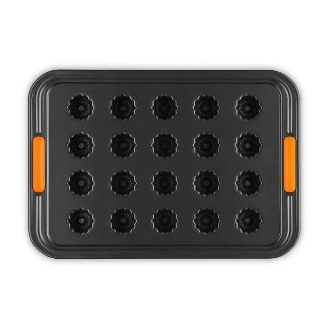 Le Creuset Pâtiliss bakvorm voor 20 mini-cannelés staal zwart