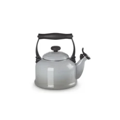Le Creuset Tradition fluitketel 2,1 liter staal Mist Grey