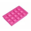 Lurch ijsblokjesvorm 3 x 3 cm 15 ijsblokjes silicone purper