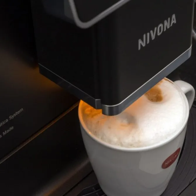 Nivona CafeRomatica 960 volautomatische espressomachine zwart