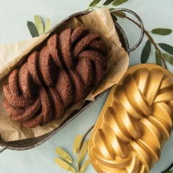 Nordic Ware Anniversary Braided Loaf Pan bakvorm 700 gram