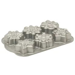Nordic Ware bakvorm 'Frozen Snowflake' 6 stuks 30 cm aluminium grijs
