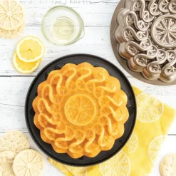 Nordic Ware Citrus Twist cake pan 25,5 cm x 6 cm aluminium