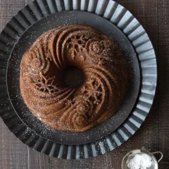Nordic Ware Let it Snow bundt tulbandvorm aluminium grijs