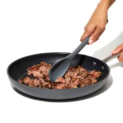 OXO Good Grips hak- en roerlepel 31 cm silicone grijs
