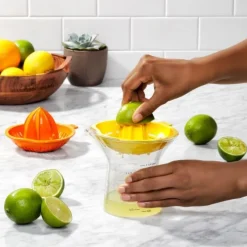 OXO Good Grips 2-in-1 citruspers 18 cm kunststof