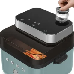 SMEG 50's style airfryer Emerald Green