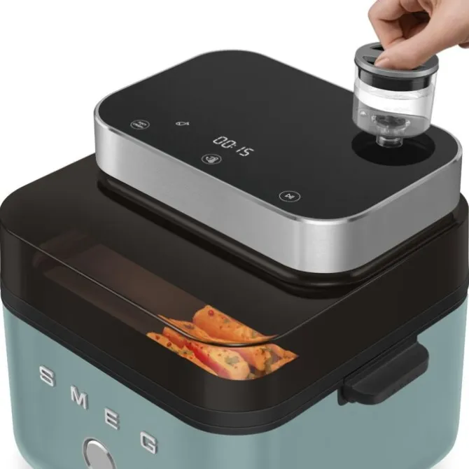 SMEG 50's style airfryer Emerald Green