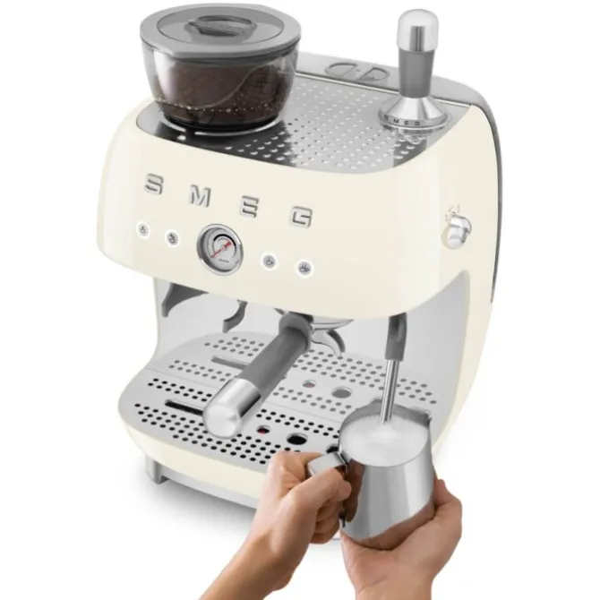 Smeg 50's style handmatige espressomachine 2,4 liter crème