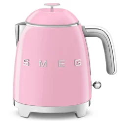 Smeg 50's style mini waterkoker 800 ml staal roze
