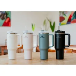 Stanley The Quencher H2.O FlowState Tumbler 1,18 liter Black Tonal