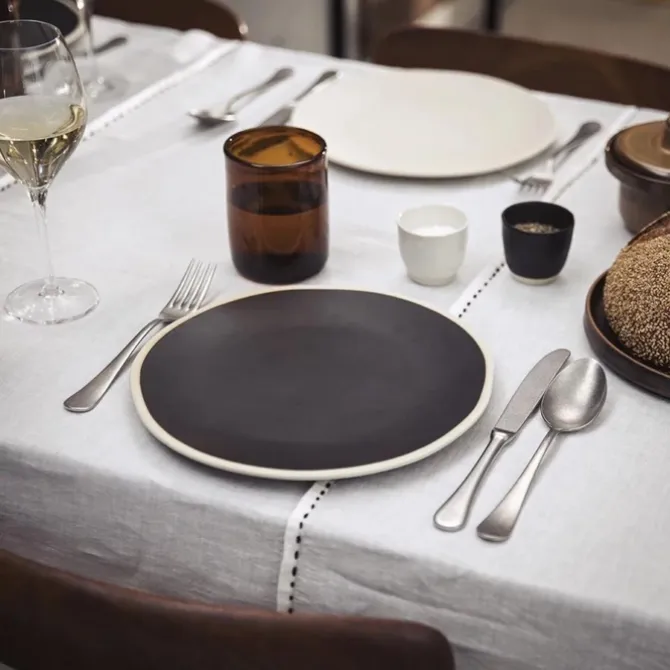 The Table Atelier dinerbord ø 26 cm Black Pepper