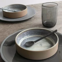 The Table Atelier dinerbord ø 26 cm Black Olive