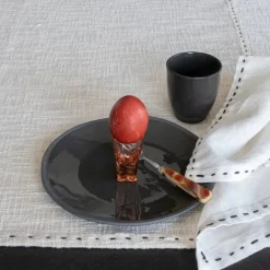 The Table Atelier ontbijtbord ø 20 cm Black Olive